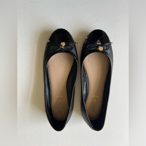 ALDO Black Patent Leather Pointed Toe Bow Ballet Flats Sz 8 Genuine Leat… - Picture 9 of 9
